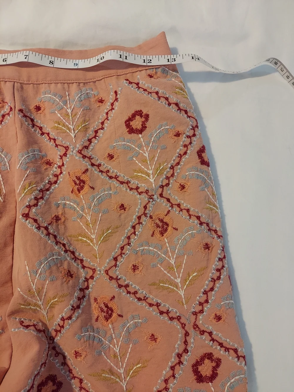 Entro Dusty Rose Boho Embroidered High-Waist Women's Shorts